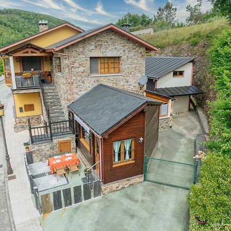 Apartamentos Rurales Tin Turismo Санта-Еулалія-де-Оскос Екстер'єр фото