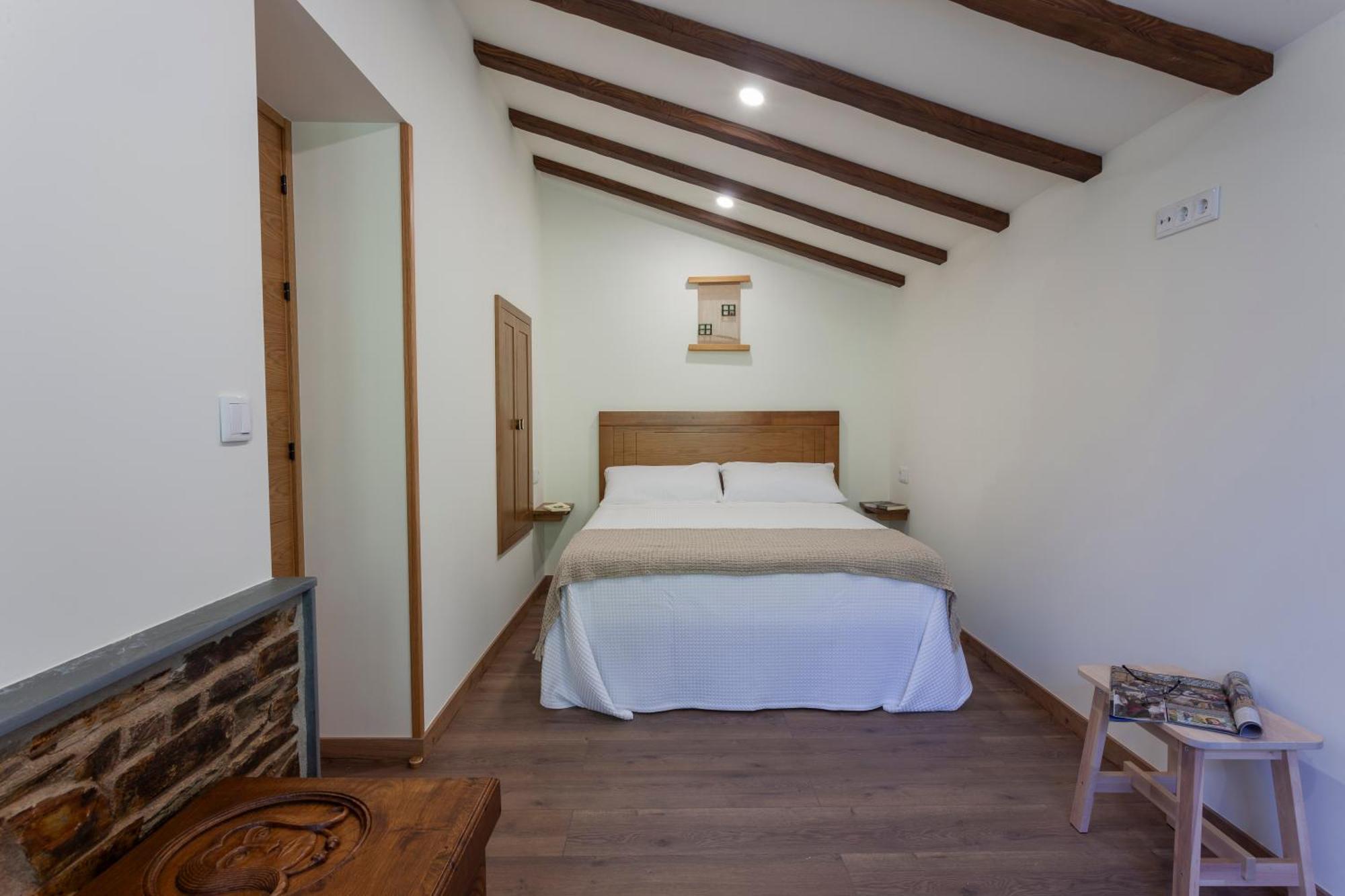 Apartamentos Rurales Tin Turismo Санта-Еулалія-де-Оскос Екстер'єр фото