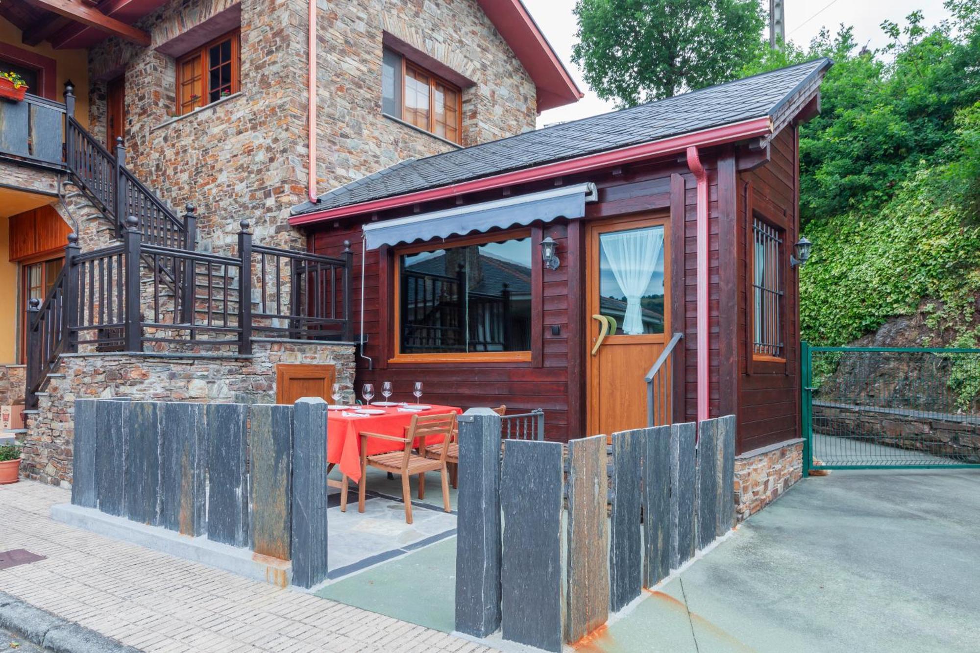 Apartamentos Rurales Tin Turismo Санта-Еулалія-де-Оскос Екстер'єр фото